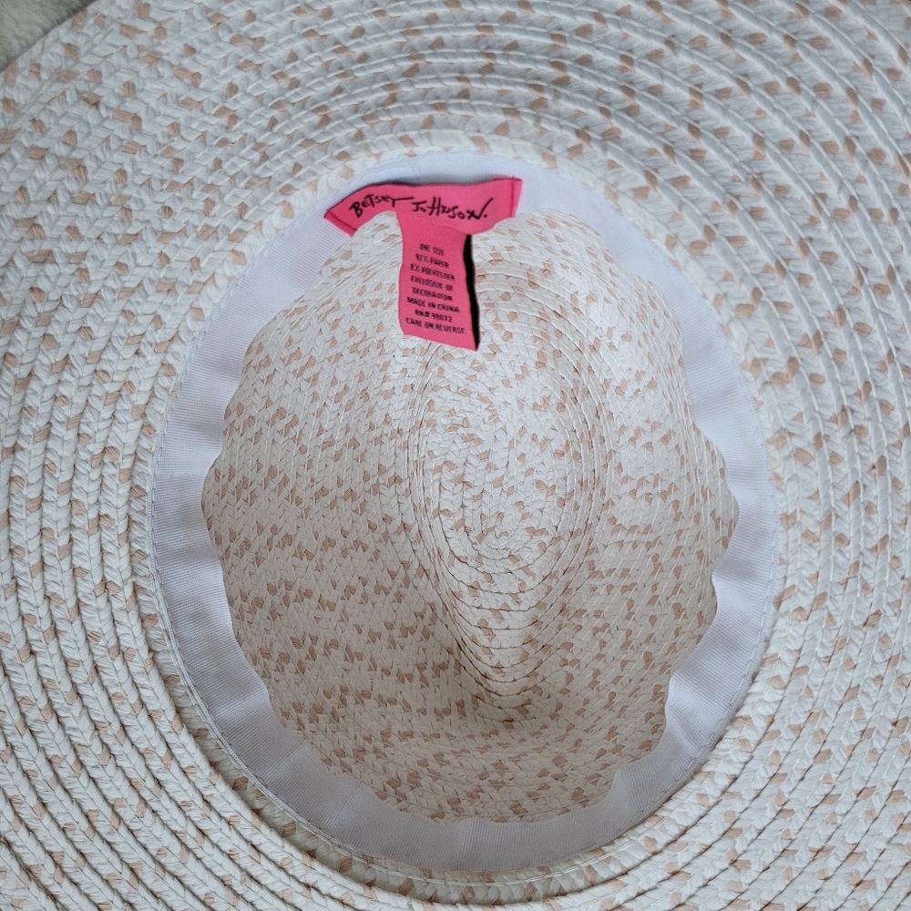 Betsey Johnson | Packable Floral Sun Hat EUC Medium Floppy Brim White & … - Picture 10 of 15